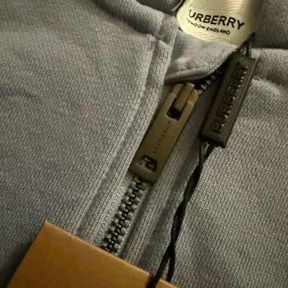 Brand new with tag Burberry Baby Check Trim Zip Up Hoodie unisex size 18 months - Picture 9 of 11